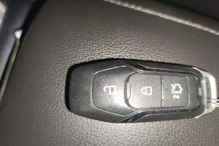 Used Ford Mondeo 2013 2.0L GTDi 200 Luxury Model Vehicle Key