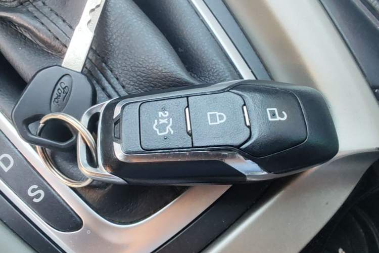 Used Ford Mondeo 2013 2.0L GTDi 200 Fashion Edition Vehicle Key