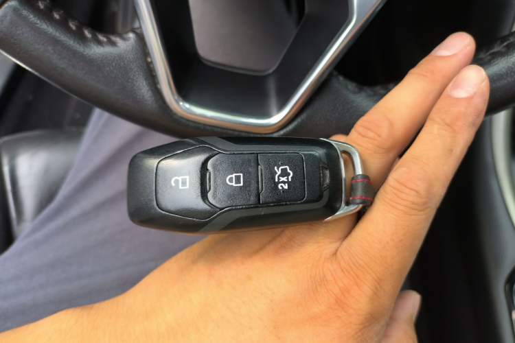 Used Ford Mondeo 2013 2.0L GTDi 200 Fashion Edition Vehicle Key
