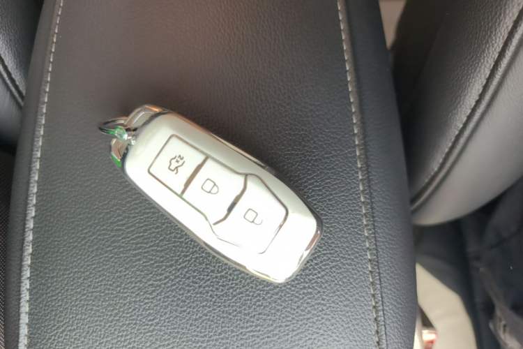 Used Ford Mondeo 2013 2.0L GTDi 200 Fashion Edition Vehicle Key