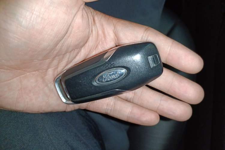 Used Ford Mondeo 2013 2.0L GTDi 200 Luxury Model Vehicle Key
