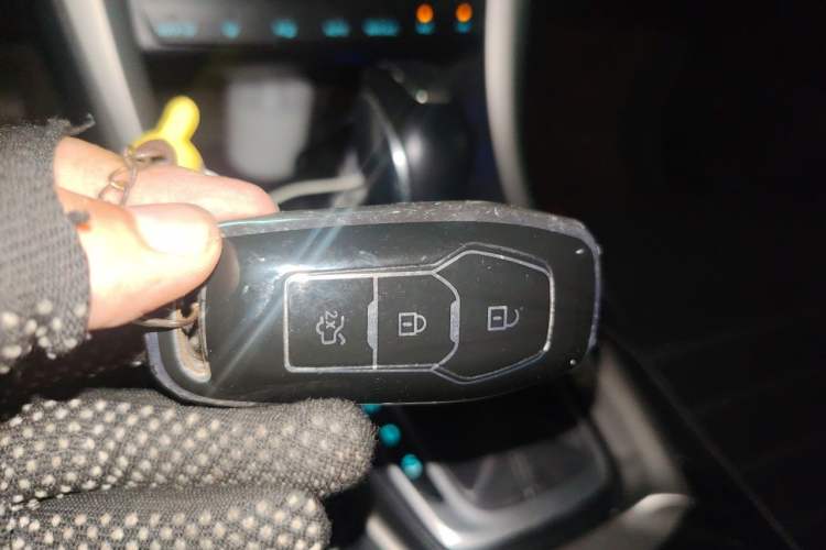 Used Ford Mondeo 2013 2.0L GTDi 200 Luxury Model Vehicle Key