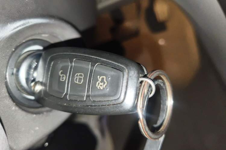 Used Ford Mondeo 2013 2.3L Fashion Edition Vehicle Key