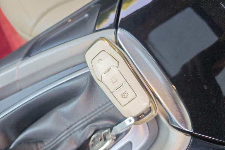 Used Ford Mondeo 2013 2.0L GTDi 200 Fashion Edition Vehicle Key