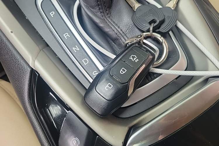 Used Ford Mondeo 2013 2.0L GTDi 200 Fashion Edition Vehicle Key