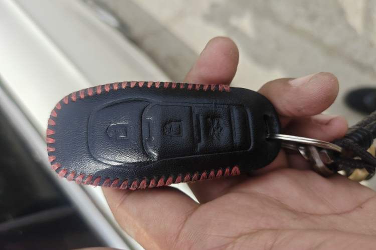 Used Ford Mondeo 2013 2.0L GTDi 200 Luxury Model Vehicle Key