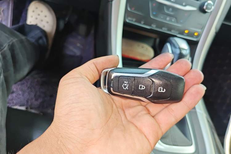 Used Ford Mondeo 2013 2.0L GTDi 200 Luxury Model Vehicle Key