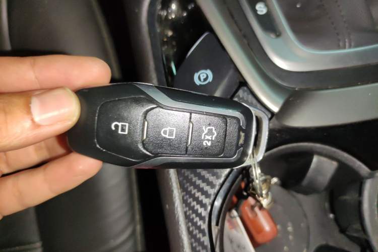 Used Ford Mondeo 2013 2.0L GTDi 200 Luxury Model Vehicle Key