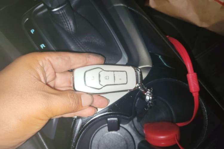 Used Ford Mondeo 2013 2.0L GTDi 200 Luxury Model Vehicle Key