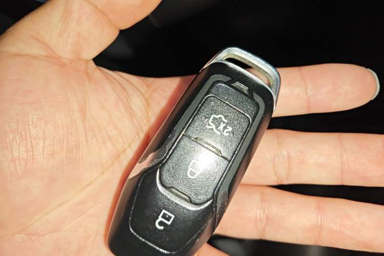 Used Ford Mondeo 2013 2.0L GTDi 200 Fashion Edition Vehicle Key