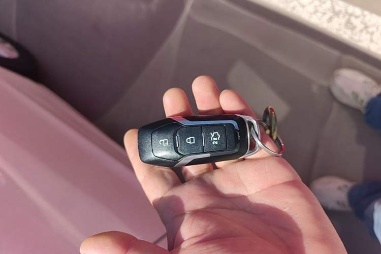 Used Ford Mondeo 2013 2.0L GTDi 200 Fashion Edition Vehicle Key