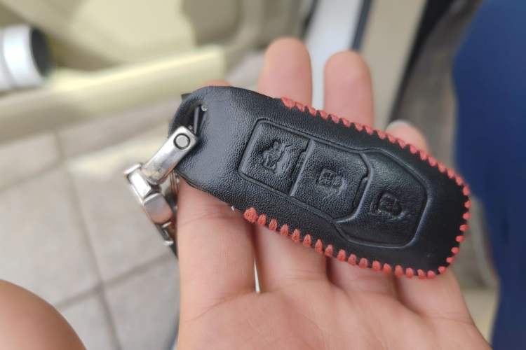 Used Ford Mondeo 2013 2.0L GTDi 200 Luxury Model Vehicle Key