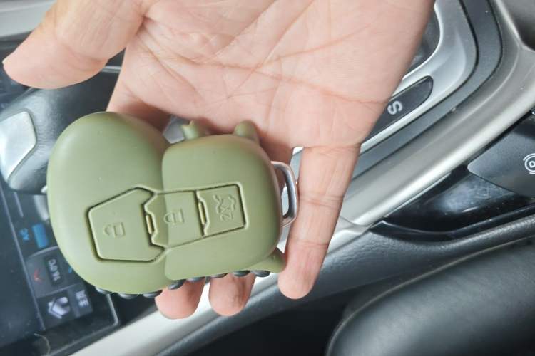 Used Ford Mondeo 2013 2.0L GTDi 200 Fashion Edition Vehicle Key