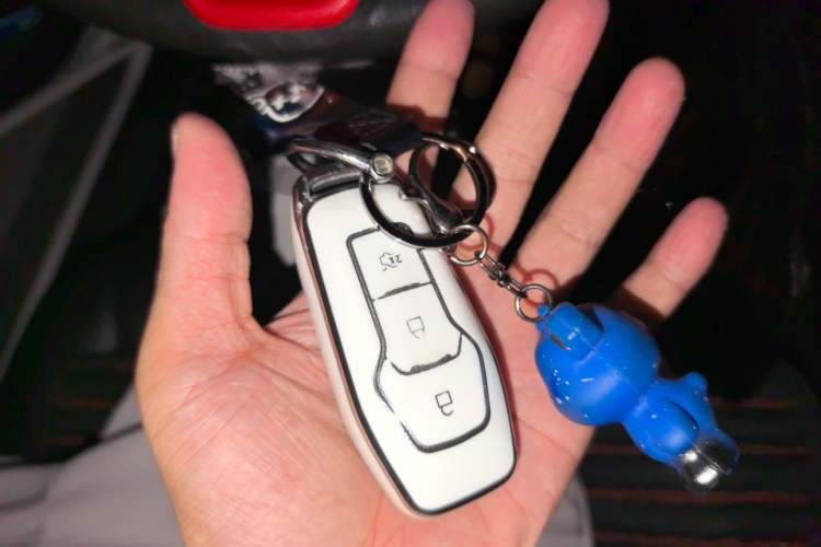 Used Ford Mondeo 2013 2.0L GTDi 200 Fashion Edition Vehicle Key