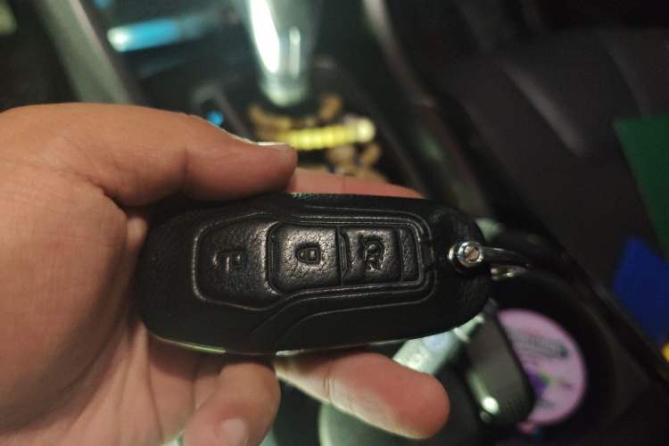 Used Ford Mondeo 2013 2.0L GTDi240 Luxury Sport Model Vehicle Key