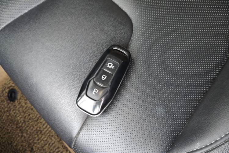 Used Ford Mondeo 2013 2.0L GTDi240 Luxury Sport Model Vehicle Key