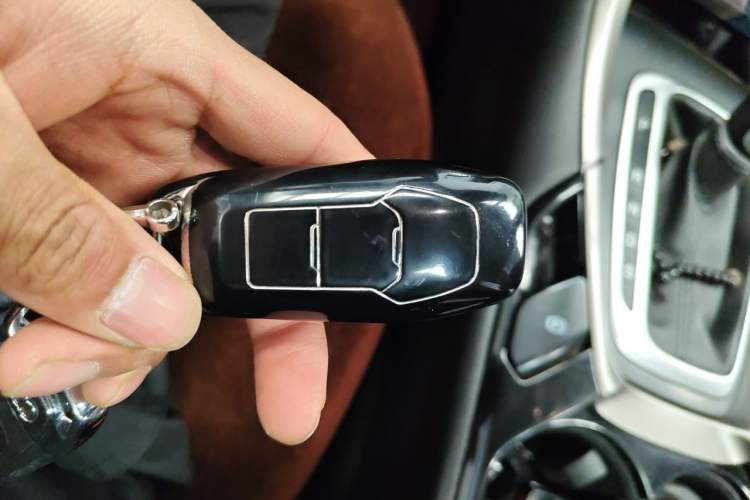 Used Ford Mondeo 2013 2.0L GTDi 200 Fashion Edition Vehicle Key