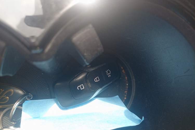 Used Ford Mondeo 2013 2.0L GTDi 200 Luxury Model Vehicle Key