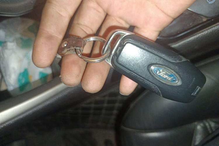 Used Ford Mondeo 2013 2.0L GTDi 200 Luxury Model Vehicle Key