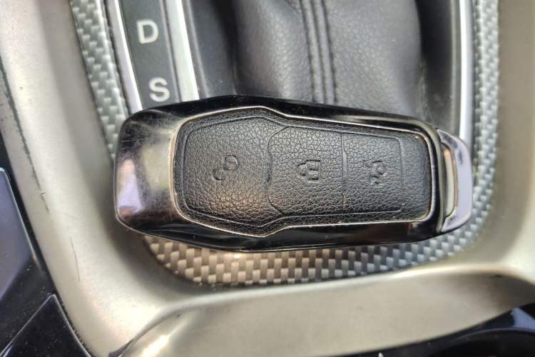 Used Ford Mondeo 2013 2.0L GTDi 200 Luxury Model Vehicle Key