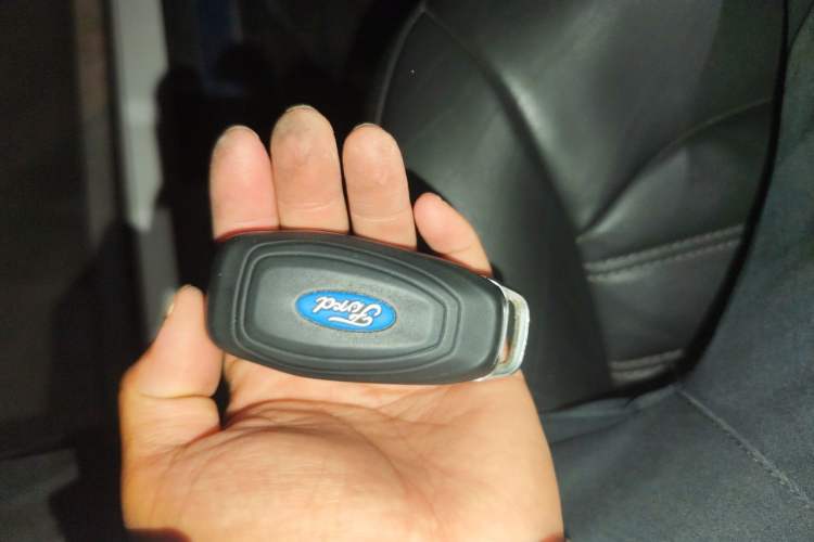 Used Ford Mondeo 2013 2.0L GTDi 200 Fashion Edition Vehicle Key
