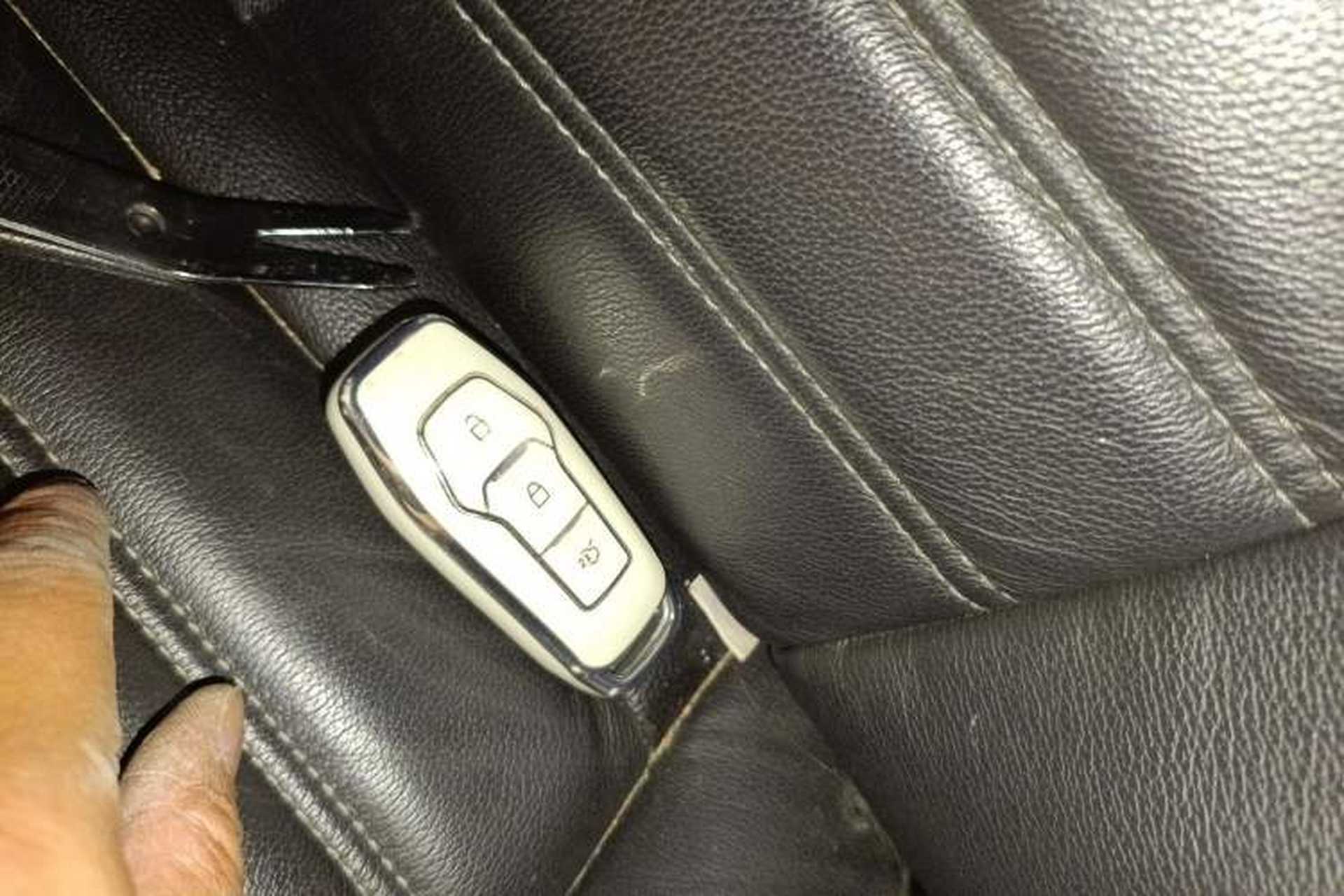 Used Ford Mondeo 2013 2.0L GTDi 200 Fashion Edition Vehicle Key