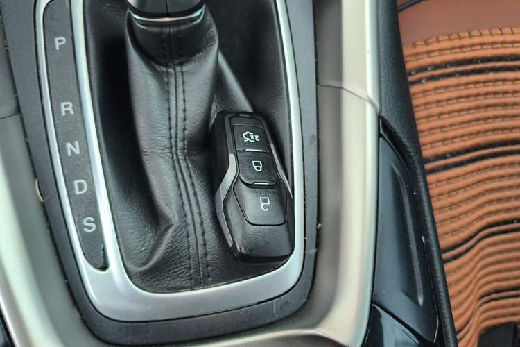 Used Ford Mondeo 2013 2.0L GTDi 200 Fashion Edition Vehicle Key