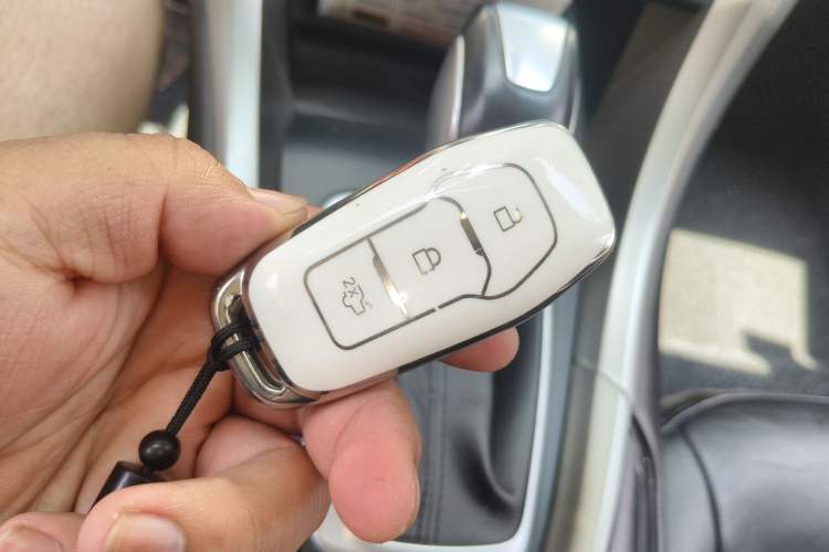 Used Ford Mondeo 2013 2.0L GTDi 200 Fashion Edition Vehicle Key