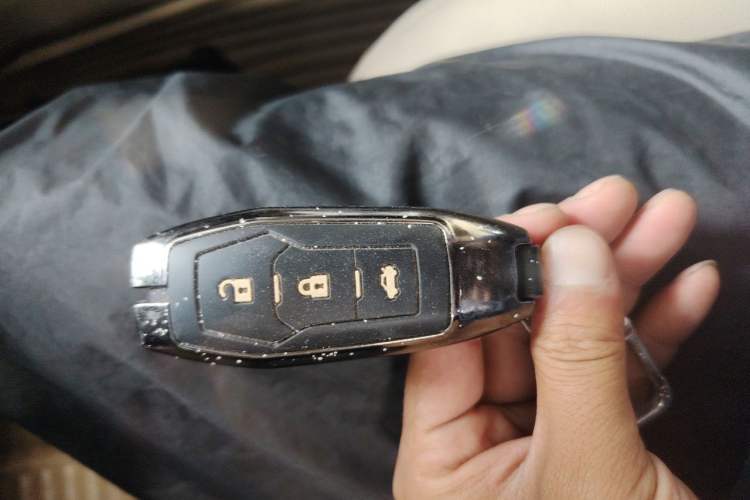 Used Ford Mondeo 2013 2.0L GTDi 200 Fashion Edition Vehicle Key