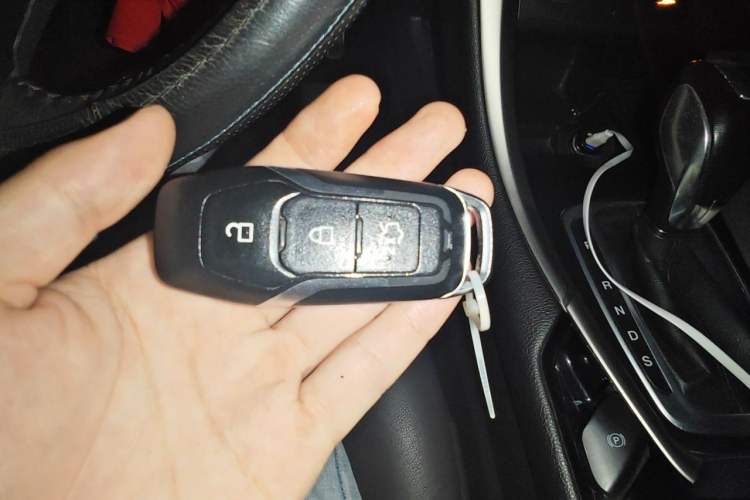 Used Ford Mondeo 2013 2.0L GTDi 200 Fashion Edition Vehicle Key