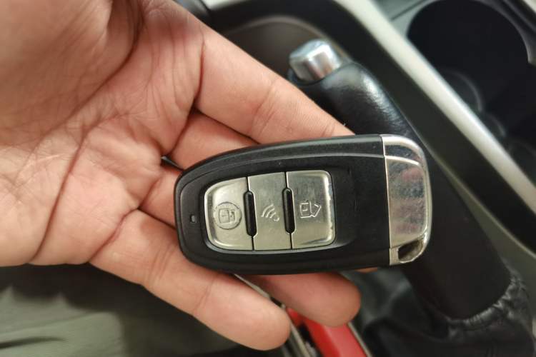 Used Ford Mondeo 2013 2.3L Fashion Edition Vehicle Key