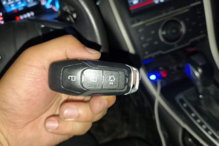 Used Ford Mondeo 2013 2.0L GTDi 200 Fashion Edition Vehicle Key