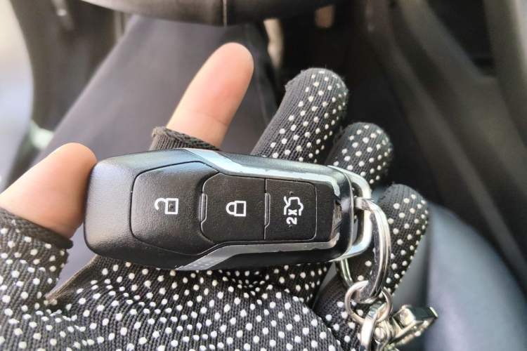 Used Ford Mondeo 2013 2.0L GTDi 200 Luxury Model Vehicle Key