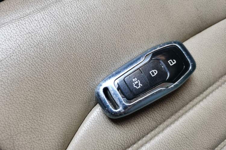 Used Ford Mondeo 2013 2.0L GTDi 200 Fashion Edition Vehicle Key