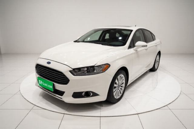Ojetý Ford Mondeo 2013 2.0L GTDi 200 Luxury Model