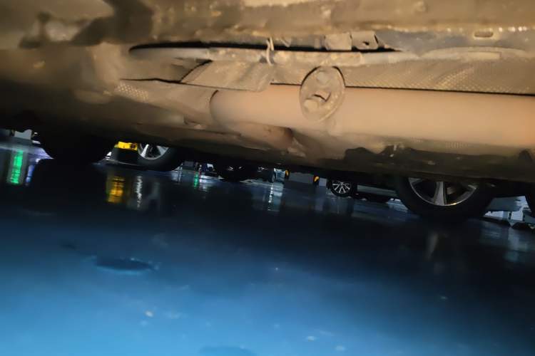 Used Ford Mondeo 2013 2.3L Fashion Edition Chassis Rear Left