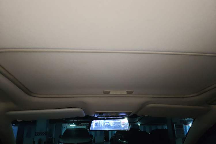 Used Ford Mondeo 2013 2.3L Fashion Edition Headliner