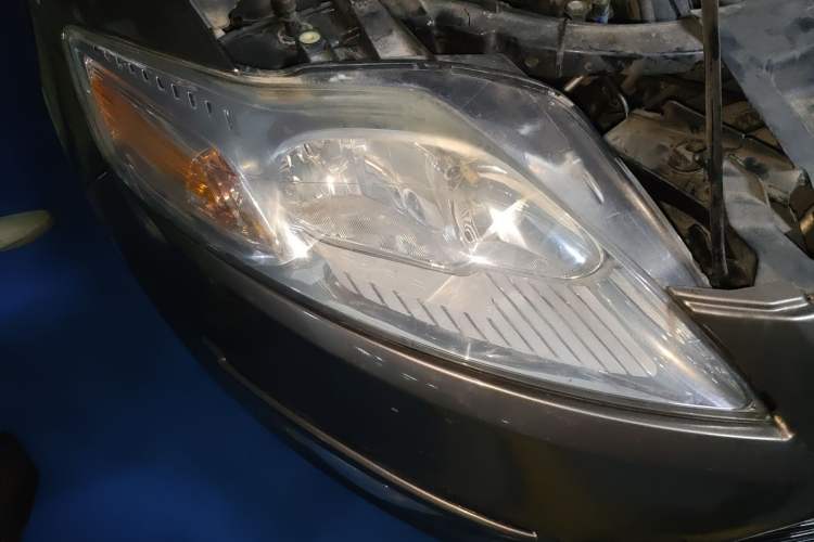 Used Ford Mondeo 2013 2.3L Fashion Edition Right Front Headlight