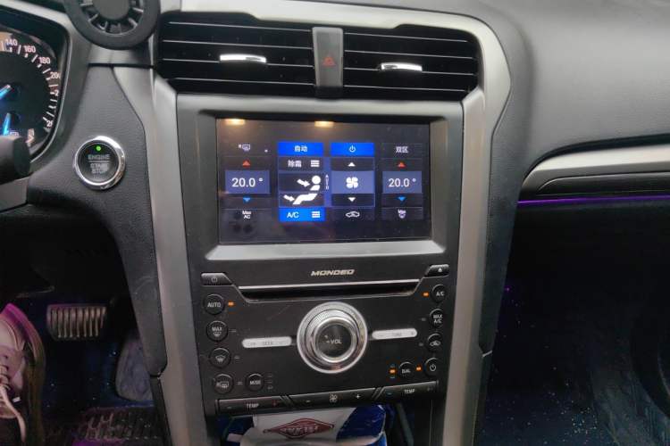 Used Ford Mondeo 2017 Facelifted EcoBoost 180 Fashion Edition Audio And AC Panel