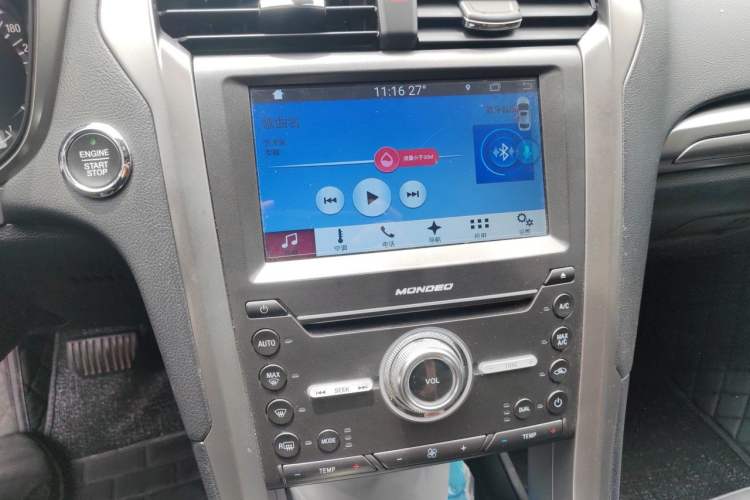 Used Ford Mondeo 2017 EcoBoost 180 Stylish Model Audio And AC Panel