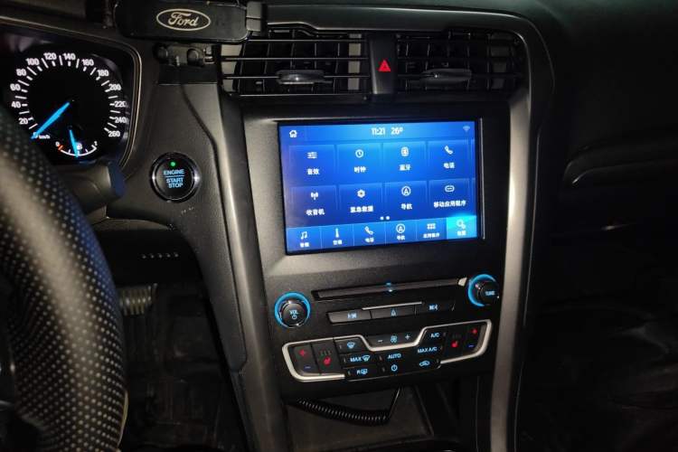 Used Ford Mondeo 2017 EcoBoost 200 Luxury Model Audio And AC Panel