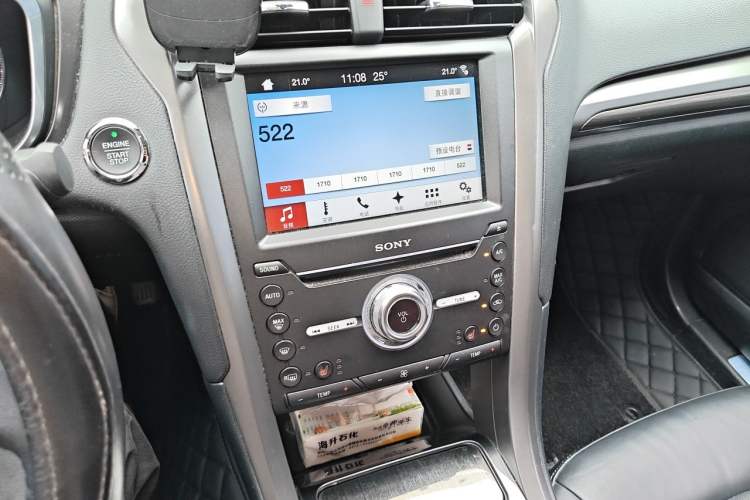 Used Ford Mondeo 2017 EcoBoost 180 Ultimate Model Audio And AC Panel