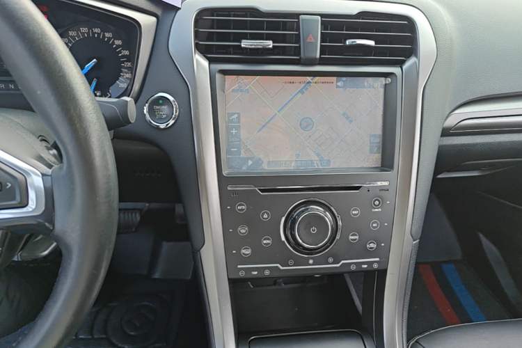 Used Ford Mondeo 2017 EcoBoost 200 Stylish Model Audio And AC Panel