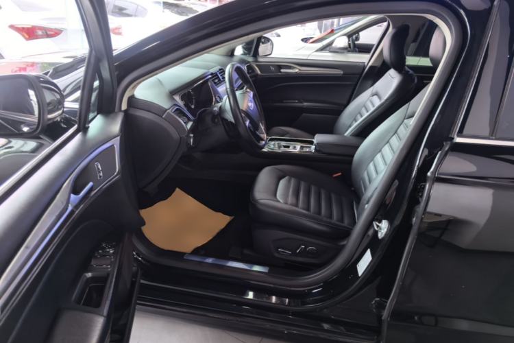 Used Ford Mondeo 2017 EcoBoost 180 Stylish Model Driver Seat