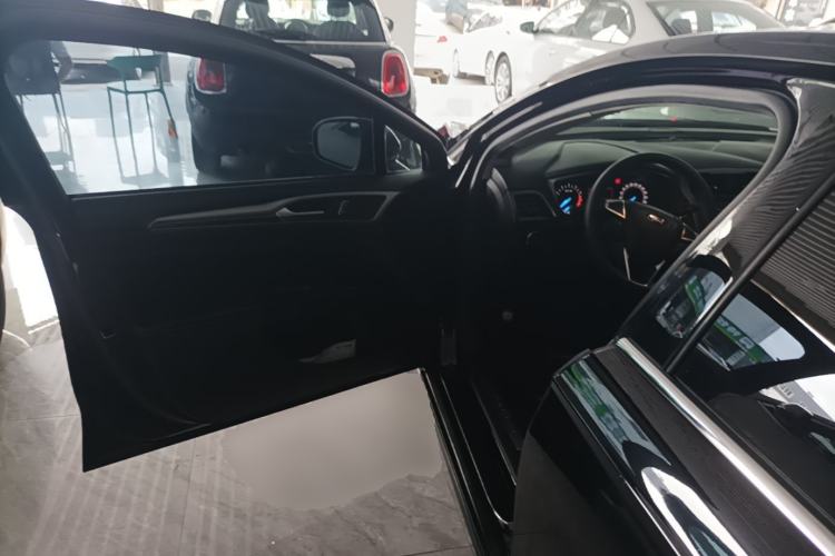 Used Ford Mondeo 2017 EcoBoost 180 Stylish Model Driver Seat
