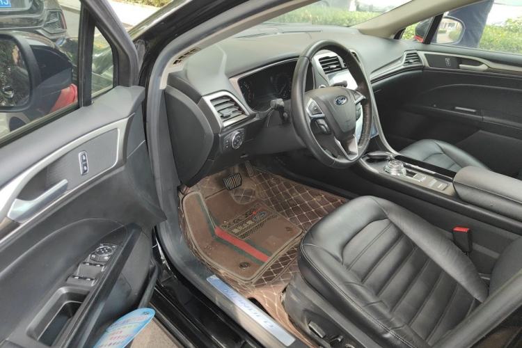 Used Ford Mondeo 2017 EcoBoost 180 Stylish Model Driver Seat