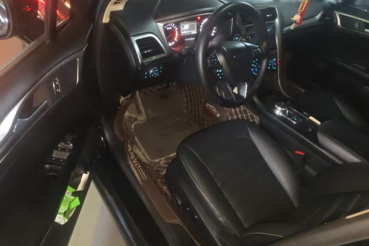 Used Ford Mondeo 2017 EcoBoost 180 Stylish Model Driver Seat