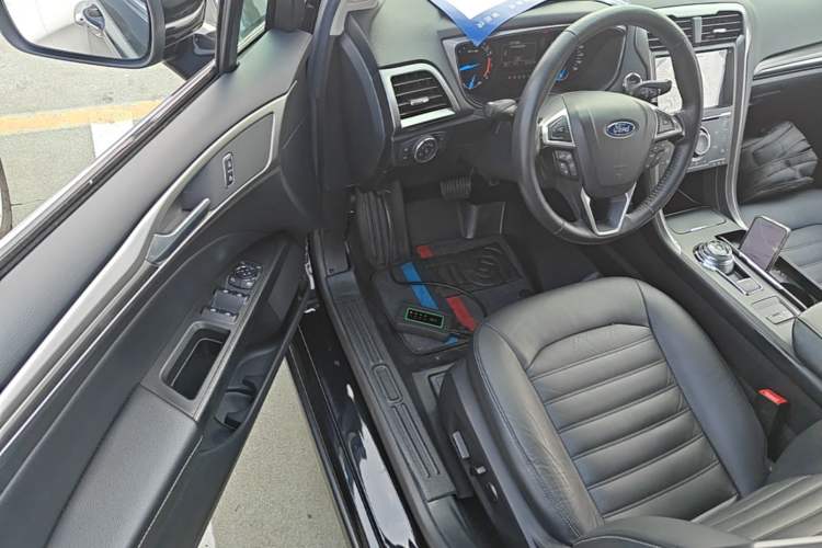 Used Ford Mondeo 2017 EcoBoost 200 Stylish Model Driver Seat