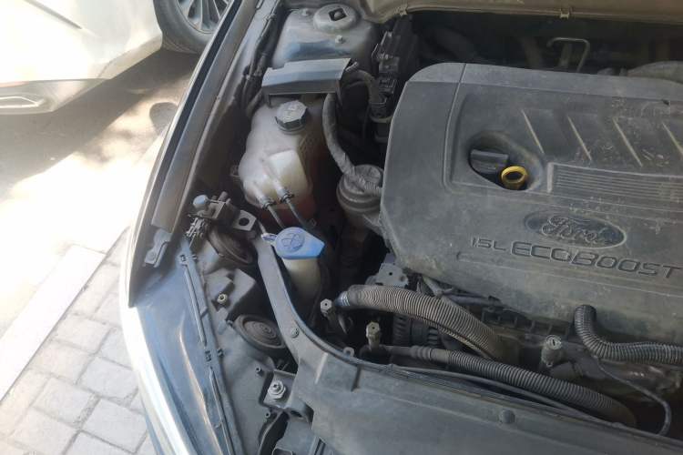 Used Ford Mondeo 2017 Facelifted EcoBoost 180 Fashion Edition Engine Bay Right