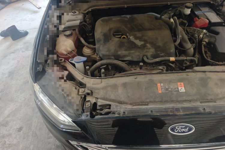 Used Ford Mondeo 2017 EcoBoost 180 Stylish Model Engine Bay Right
